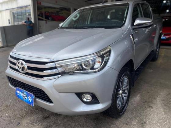 TOYOTA HILUX 2.7 SR 4X2 CD 16V FLEX 4P AUTOMÁTICO